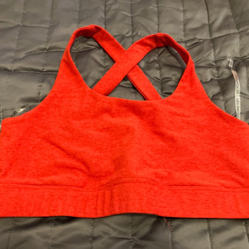 Beyond Yoga In a Twist SpaceDye Bra